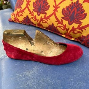 BCBG Paris Ballerina Flat, size 9.5